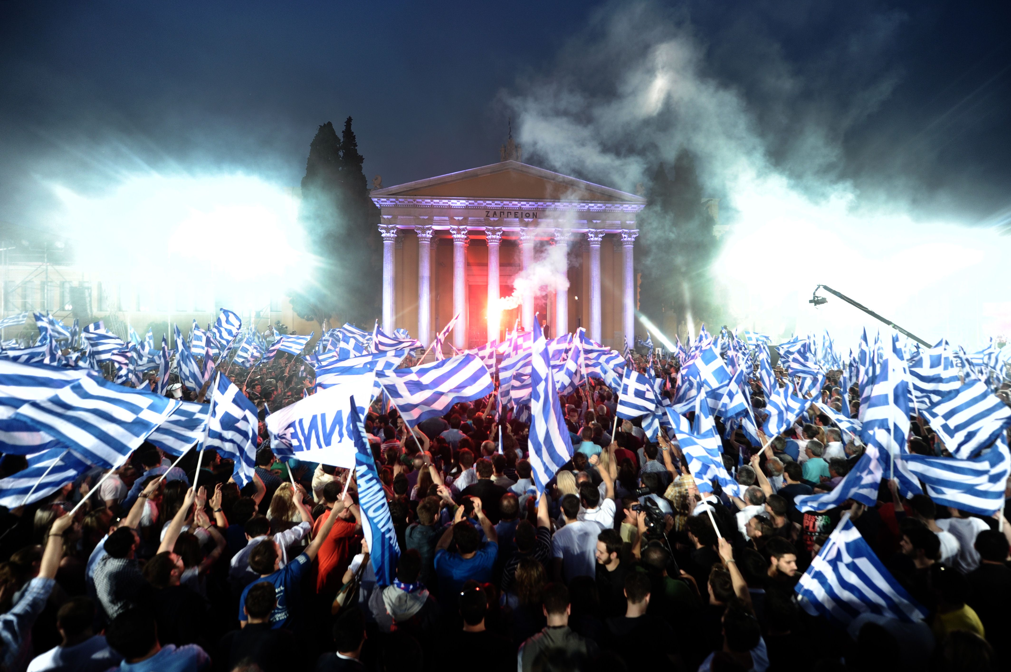 TOPSHOTS / AFP PHOTO / ARIS MESSINIS 